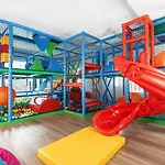 Aqua Aquapark Aparthotel 4*