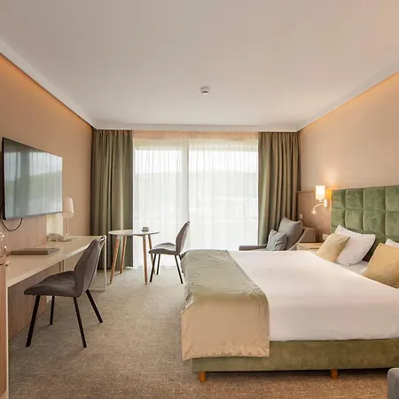 Aqua By Bel Mare 4* 미엥지즈드로예