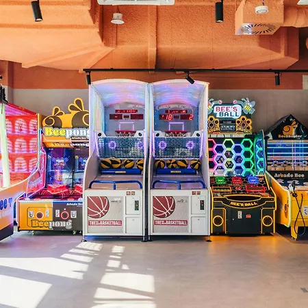 Aqua Aquapark Aparthotel 4*