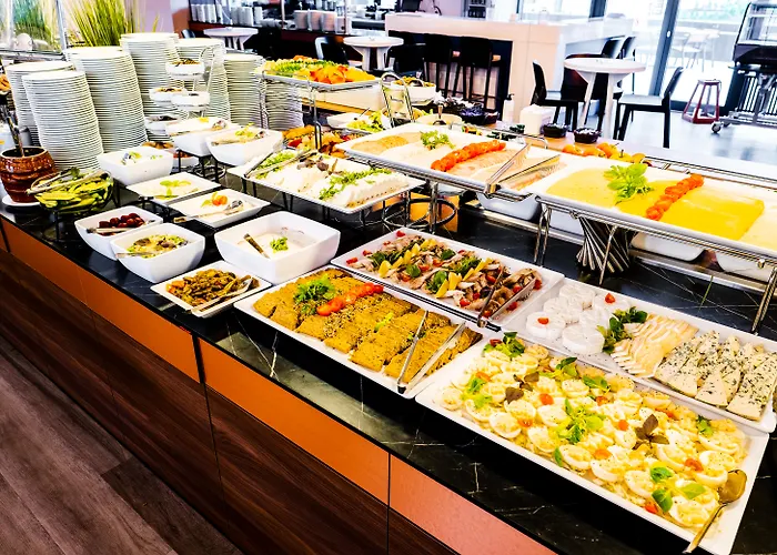 Aqua Aquapark Aparthotel 4*